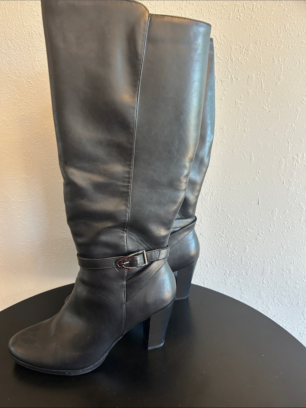 Women's Black Boots - Sleek  Leather type Look and  Design